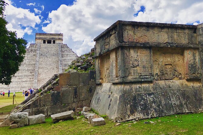 2-Day Trip of Main Yucatan Attraction Including Uxmal and Izamal - Uxmal: The Puuc Architecture That Makes You Look Twice