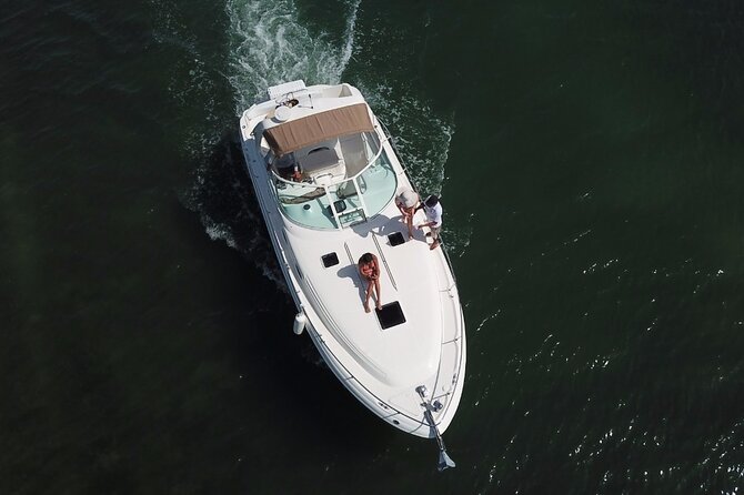 2-hour Private Sunset Cruise on a luxury yacht in Cancun Bay 25P18 - Price and value: what $440 buys for up to five