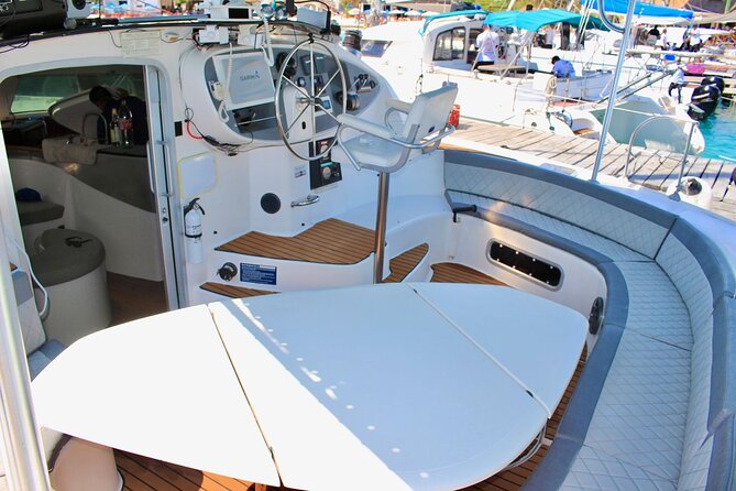 4hrs / 46ft Catamaran Private Charter From Cancun to Isla Mujeres - Who This Catamaran Charter Fits Best