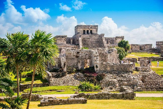 4x1 Tour: Coba Tulum Open Cenote and Playa del Carmen City from Cancun - Food and Drinks: Included Lunch and the Plus Option