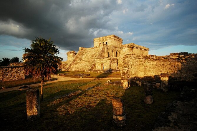4x1 tour:Tulum/Coba,Cenote,Mayan Village& 5th Av Playa del Carmen - Lunch: Regional Buffet Fuel for the Road