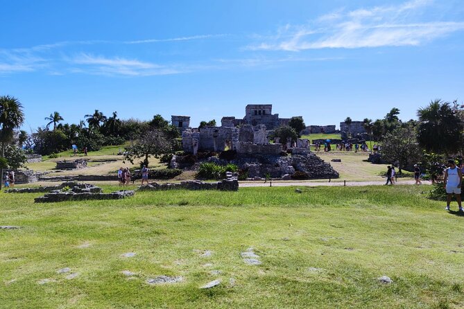 4X1 TOUR Tulum, Coba, Cenote & Playa del Carmen with buffet - Tulum Ruins: A Sea-Facing Maya City With Limited Time