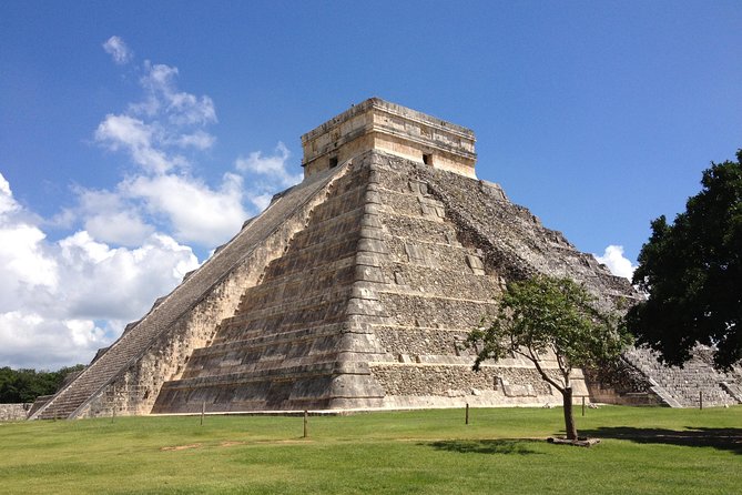 5 Days Mayan Heritage History Tour - Day 4: Edzná and Uxmal, Plus Mérida Overnight at Cathedral de Mérida