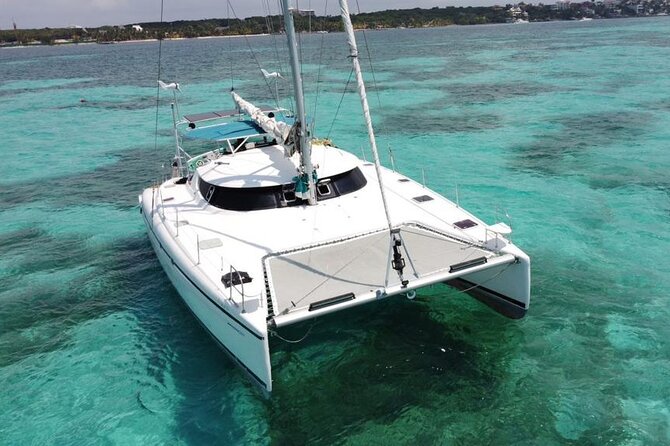 7hrs / 46ft Catamaran Private Charter From Cancun to Isla Mujeres - Snorkeling gear included: what you should expect in the water