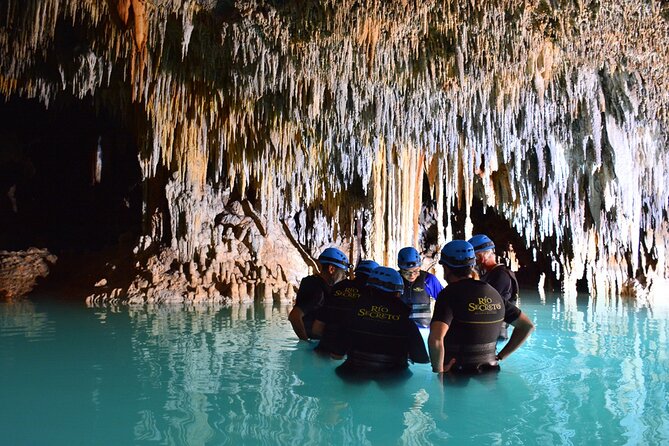 A secret river adventures tour. Explore the nature wonders of the Riviera Maya - Guides and photographers: how the human factor shapes your day
