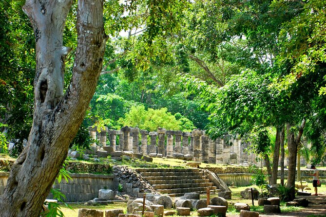 Amazing adventure Tulum, Coba, Cenote and Playa del Carmen Tour. - Playa del Carmen VIP street walk: the stop that depends on where you stay