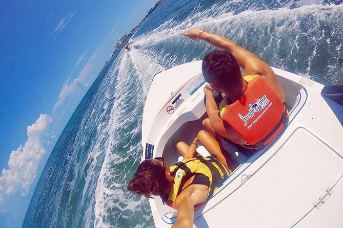 Amazing Speedboat Cancun - Driving Your Own Speedboat Around Cancun’s Caribbean Water