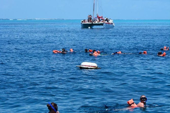 Amazing tour to the beauty Isla Mujeres with Snorkel and open bar - What to budget besides the $65 ticket