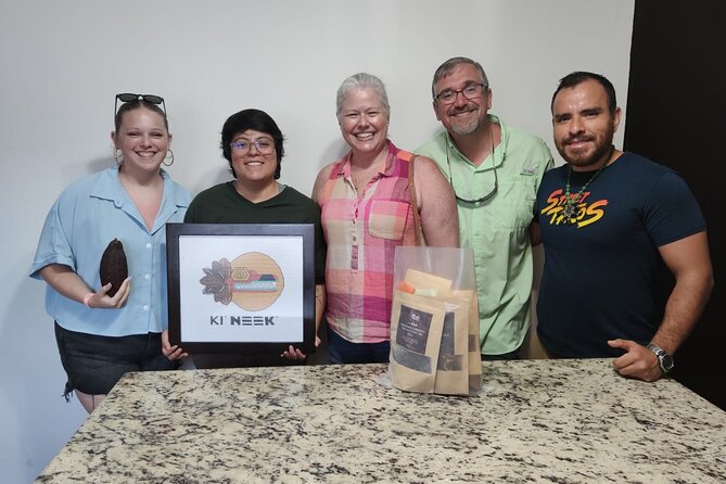 Artisanal Chocolate Bean to Bar Workshop in Cancún - Cacao farming techniques and how to recognize true artisanal chocolate