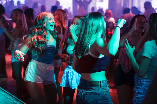 Bar Crawl Madness Tour in Cancun - Timing and the Real Meaning of “About 6 Hours”