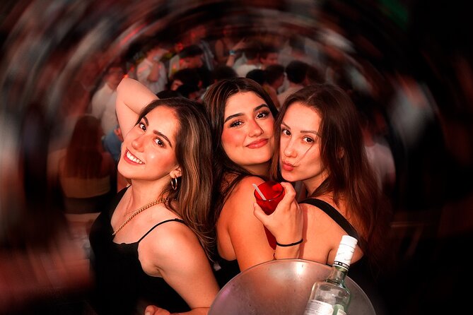 Bar Crawl Madness Tour in Cancun - Safety, Host Energy, and Why “VIP Treatment” Shows Up