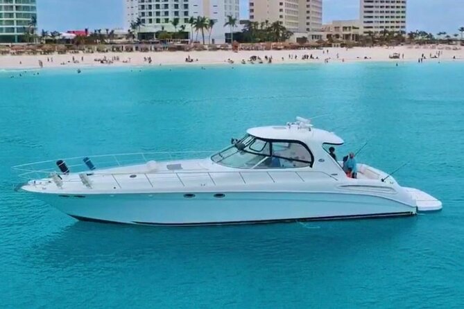 Beautiful SUNDANCER 60ft Private yacht / 18PAX 25P15 - Captain and Crew: Safety, Service, and Handling the Little Stuff