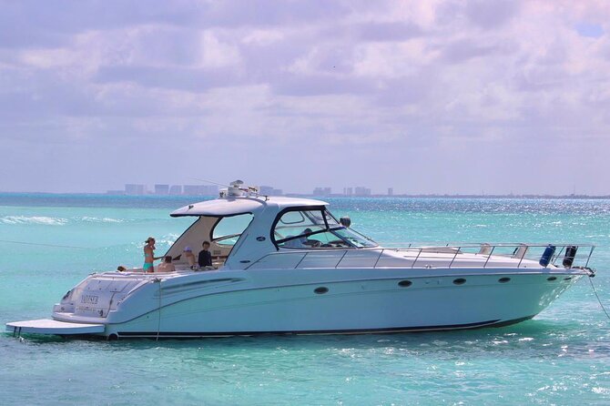 Beautiful SUNDANCER 60ft Private yacht / 18PAX 25P15 - What to Bring for a Smooth Yacht Day