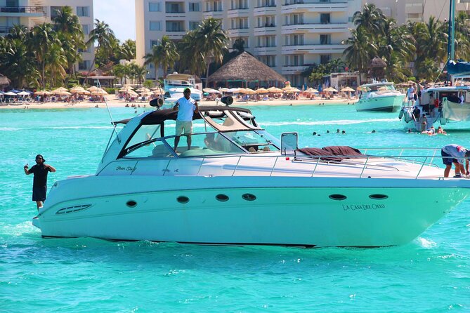 Beautiful Yacht SeaRay 48ft / 15PAX 25P16 - Cancun Meeting Point, Smooth Start, and Returning Back to Your Timeline
