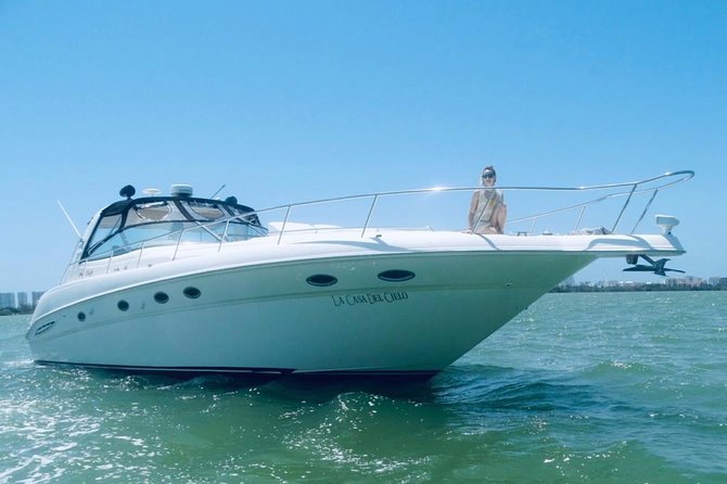 Beautiful Yacht SeaRay 48ft / 15PAX 25P16 - The Crew Is the Real Difference, From Birthday Surprises to Careful Attention