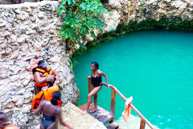 Best Combo from Cancun - Zipline Cenote ATV (Shared) and Lunch From Cancun - Who this tour suits best (and who should consider alternatives)
