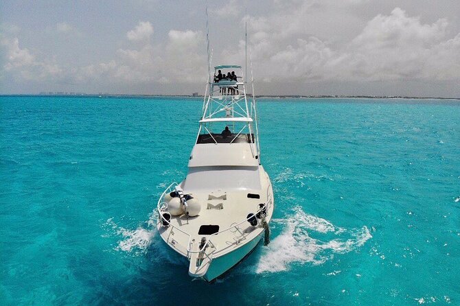 Biggest Luxury Yacht Boat Best in Cancun up to 28 pax - Snorkel Time and Anchoring at Playa Norte