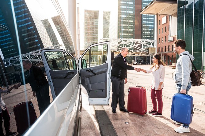 Cancun Airport Departure transfer from Hotel Zone, Puerto Juarez, Puerto Morelos - Cancun Airport Departure, from Hotel Zone to the Terminal without detours
