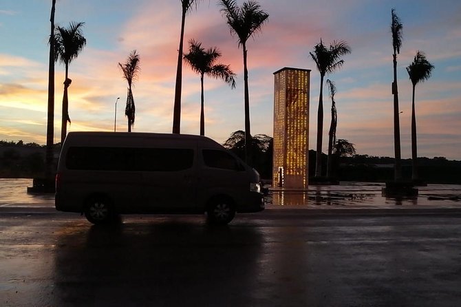 Cancun Airport Transfers - Private Van ROUND TRIP - Flight Tracking and Real-Time Messaging That Keeps You in Control