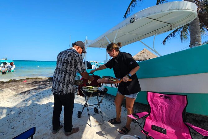 Cancun Beach Seafood Barbecue Class in a Kombi - Drinks and pacing: unlimited caipirinhas for adults, soft drinks for under 17