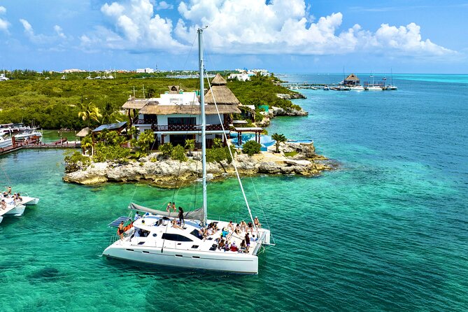Cancun Catamaran: Isla Mujeres, Snorkeling, Drinks & Buffet Lunch - Key things to know before you book