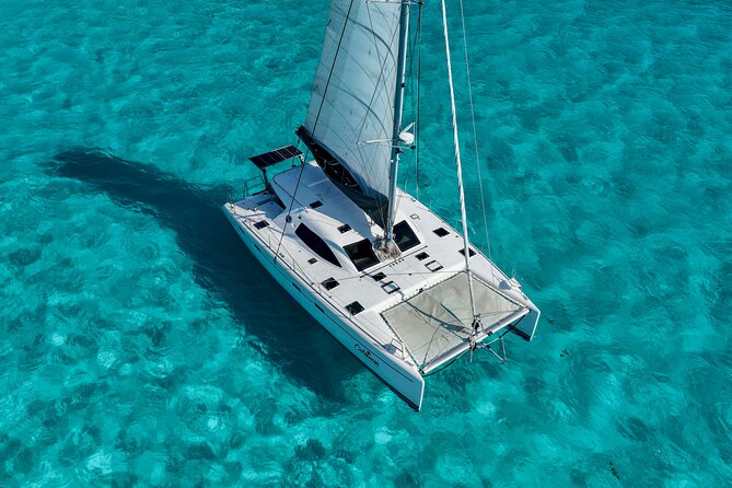 Cancún Catamaran to Isla Mujeres + Snorkel, Open Bar & Lunch - Lunch at the included beach club: buffet value, but manage the line
