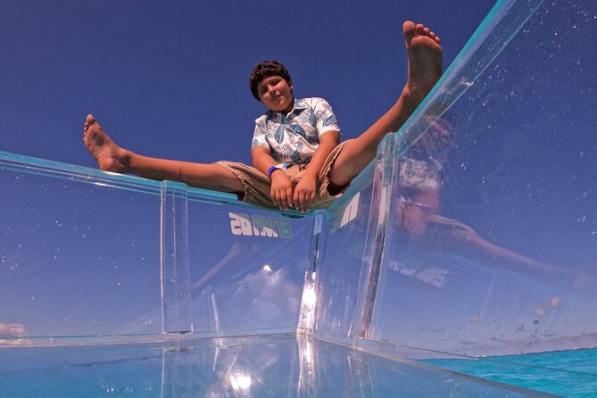 Cancún Clear Boat 90 minutes tour perfect for photos and families - Stop 2 in Cancun: 45 minutes of your longer look