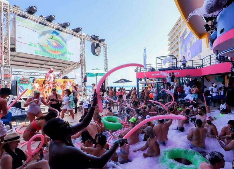 Cancún: Coco Bongo Beach Party Celebrity Package - Key things to know before you go