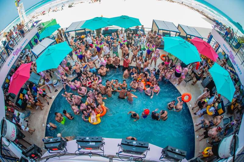 Cancún: Coco Bongo Beach Party Celebrity Package - What the Coco Bongo Beach Party Celebrity Package Really Feels Like