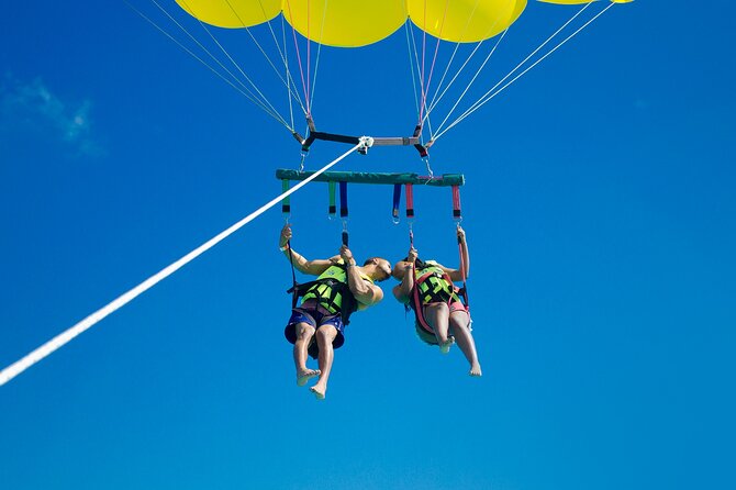 Cancun Combo Adventure: 4-Reef Stop Snorkeling and Parasail Ride - El Meco Guided Stop: A Land Break Between Sea Time
