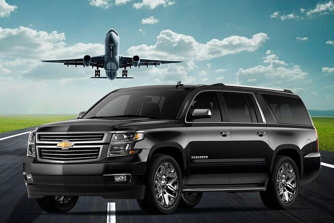 Cancun Deluxe SUV Private Roundtrip Transportation - What you actually get in the car: room, luggage, and a driver who talks