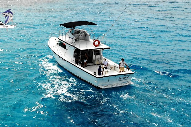 Cancun fishing charter if you don't fish you don't pay 46ft yacht 12pax 25P14 - The 46ft Defender yacht and why the 12-person cap matters