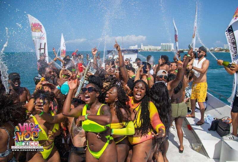 Cancun: Hip Hop Sessions Party Boat Cruise - Small practical tips that make the difference
