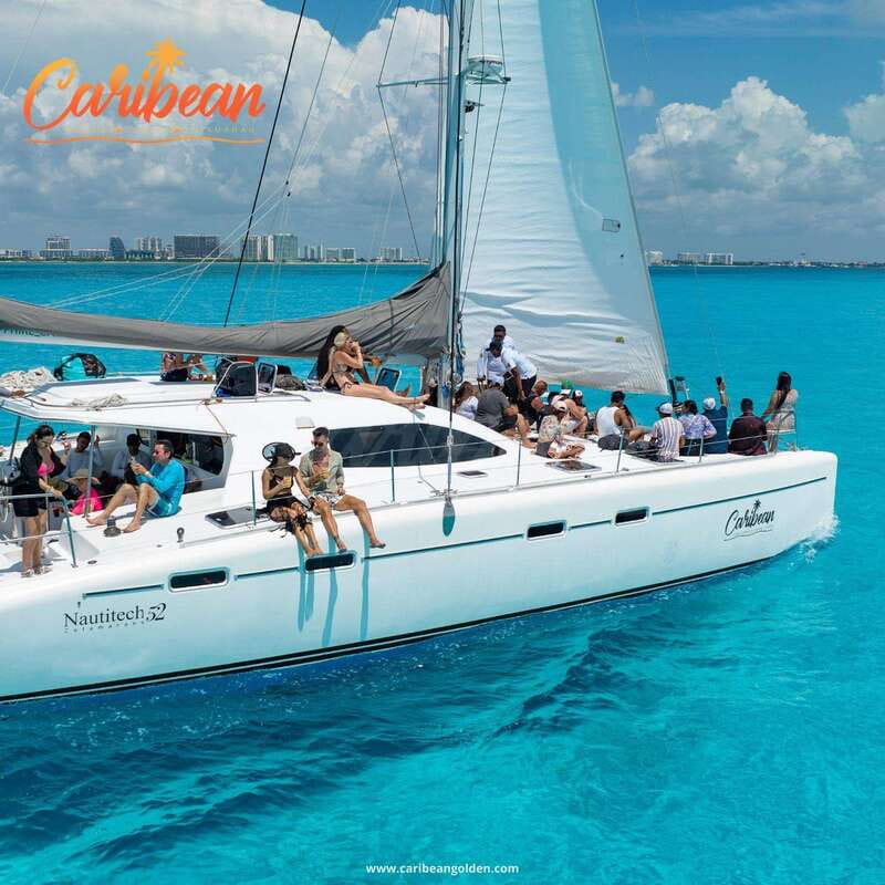 Cancun: Isla Mujeres Catamaran + Coco Bongo Show - Isla Mujeres by catamaran, without the hassle of coordinating everything
