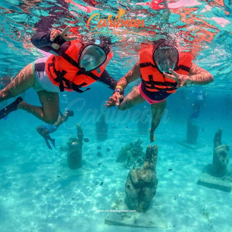 Cancun: Isla Mujeres Catamaran + Coco Bongo Show - The cruise to Isla Mujeres and your first real beach hit