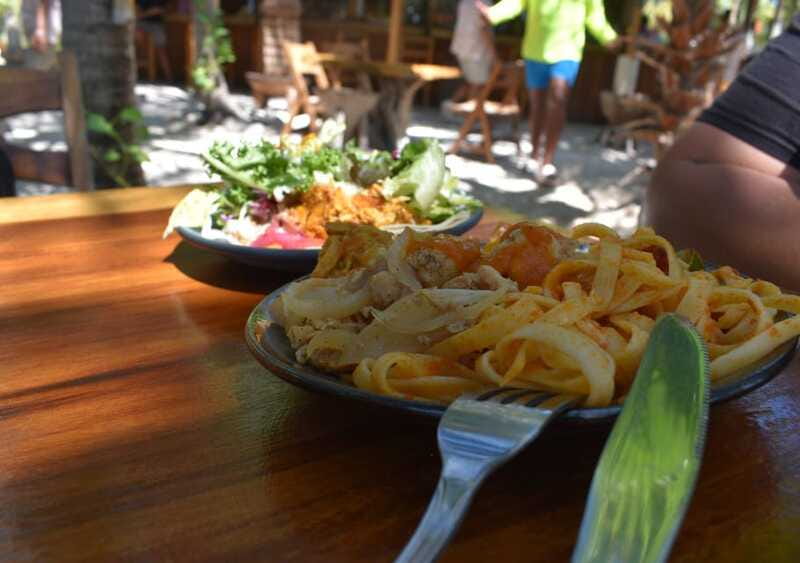 Cancun: Isla Mujeres Catamaran with buffet, drinks & snorkel - Two hours of free time on Isla Mujeres: how to use it well