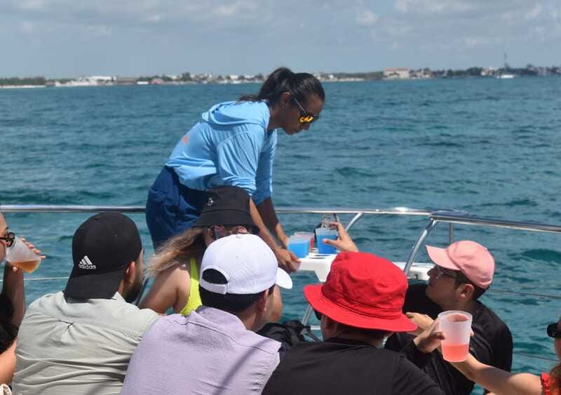 Cancun: Isla Mujeres Only Adults Catamaran, drinks & snorkel - Isla Mujeres and Playa Norte: buffet lunch plus beach club access