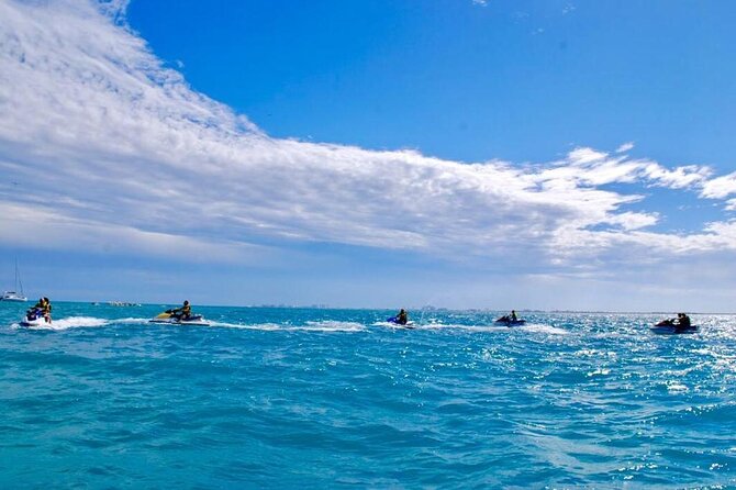 Cancun Jetski and Snorkel Adventure - Jet ski setup: 1-person vs 2-person rules (and the 400 lb limit)