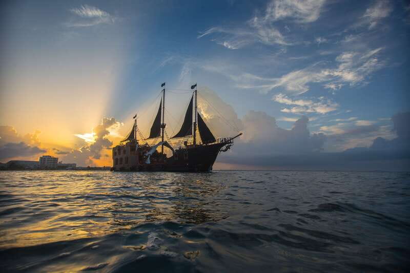 Cancún: Jolly Roger Pirate Dinner Cruise 2025 - Key things you should know before you go