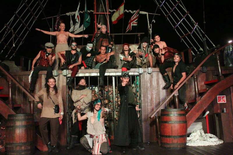 Cancún: Jolly Roger Pirate Dinner Cruise 2025 - Sunset sailing in Cancun, Isla Mujeres Bay: the part you will remember