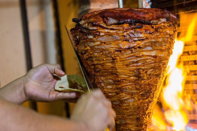 Cancun Local Experience: Taco and Beer Food Tour - Parque las Palapas Dessert Stroll and What to Watch For