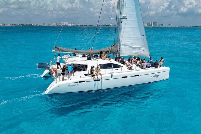 Cancun: Private Catamaran with Open Bar & Snorkeling Option - Timing and how to structure your day around sun, sea, and eating