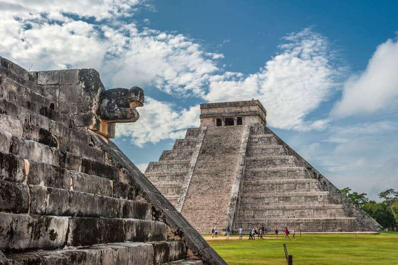 Cancun: Private Chichen Itza Tour, Cenote Swim, & Lunch - Chichen Itza: Castillo, Ball Court, and a Guide Who Points Things Out