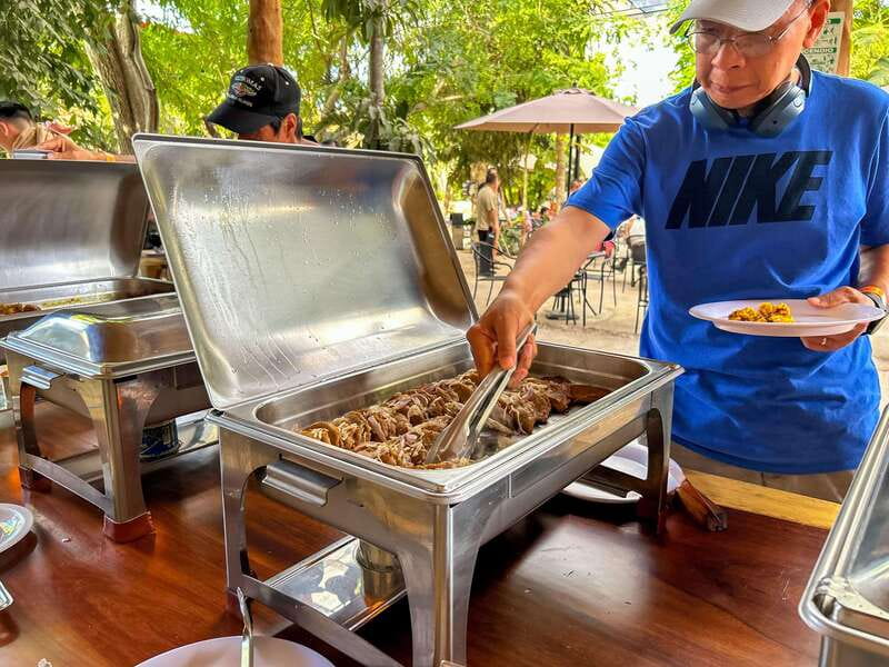 Cancun: Private Chichen Itza Tour, Cenote Swim, & Lunch - Lunch and Tequila Tasting: Good Break Time, But Watch What Adds Up