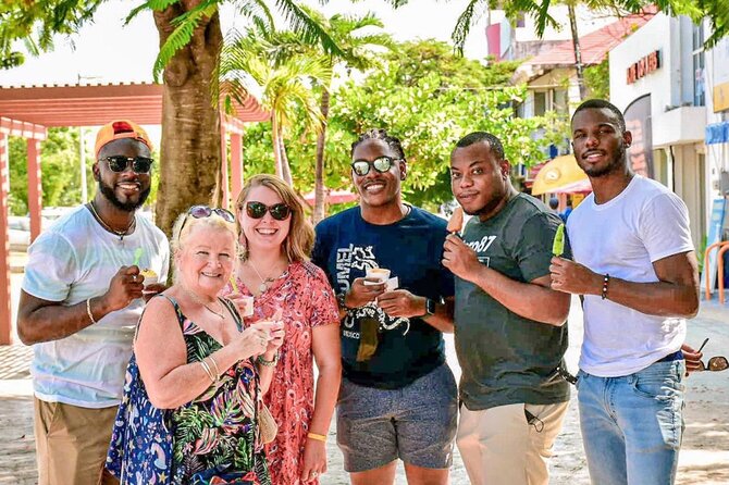 Cancun Private City Tour - Meeting at Jardín del Arte CancunOrquídeas: start smart, start ready