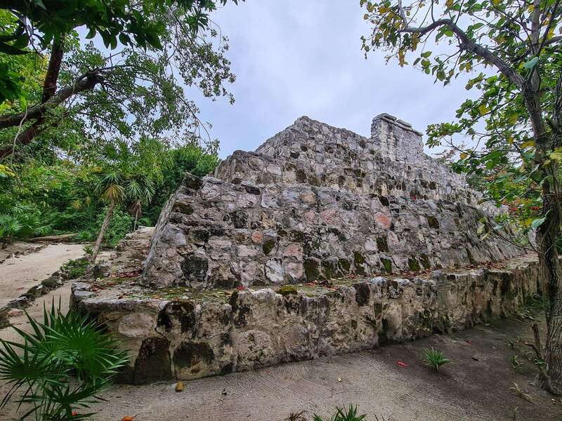 Cancun: Skip-the-Line Mayan Museum & San Miguelito Site - Inside the Mayan Museum: Tall Halls and Glass-Walled Views
