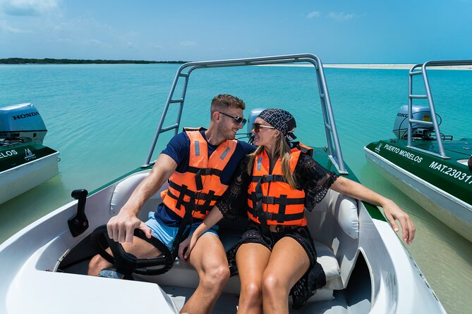 Cancun: Speedboat tour to a Virgin Beach - Drinks, comfort, and safety you can count on