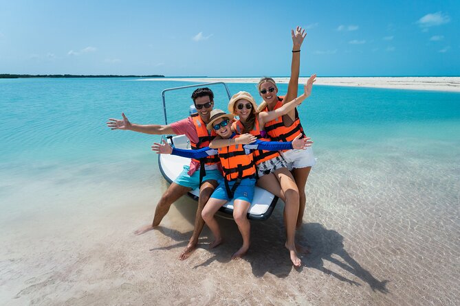 Cancun: Speedboat tour to a Virgin Beach - How to get the most out of it