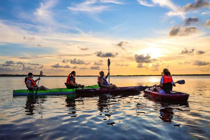 Cancun: Sunset Kayak Experience in the Mangroves - Safety Briefing and the Short Kayak Warm-Up