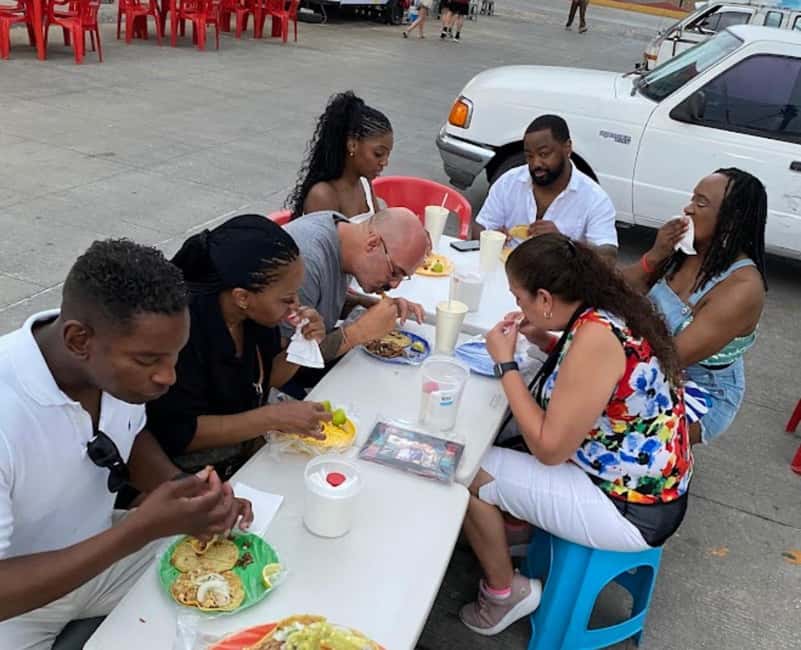 Cancun Taco Tour: Street Food & Tequila Tasting in Downtown - The Drink and Dessert Finish: Agua Fresca, Margarita, and Churros